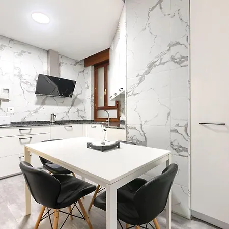 Piso Senorial Con Vistas A La Ria Appartement Bilbao Buitenkant foto